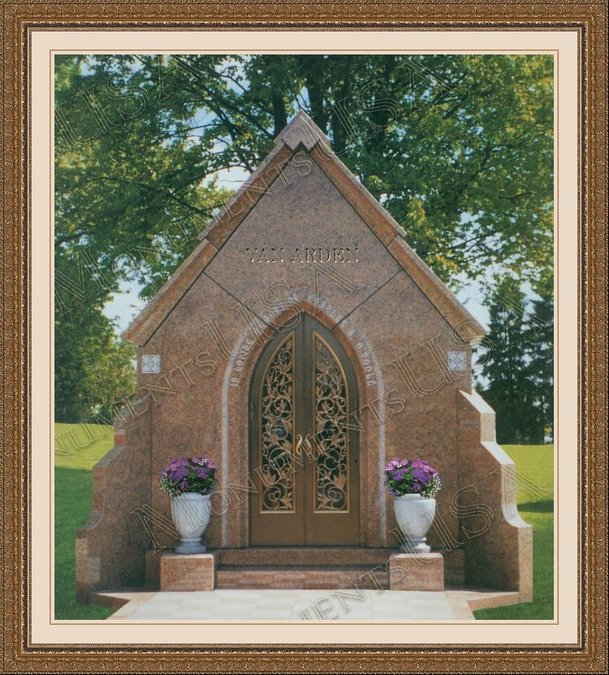 Mausoleum_032